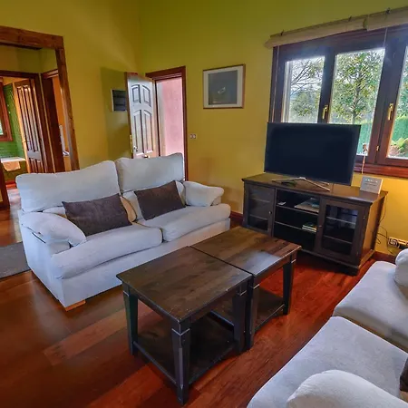 Gospodarstwo wiejskie La Casina De Punticiella El Pito